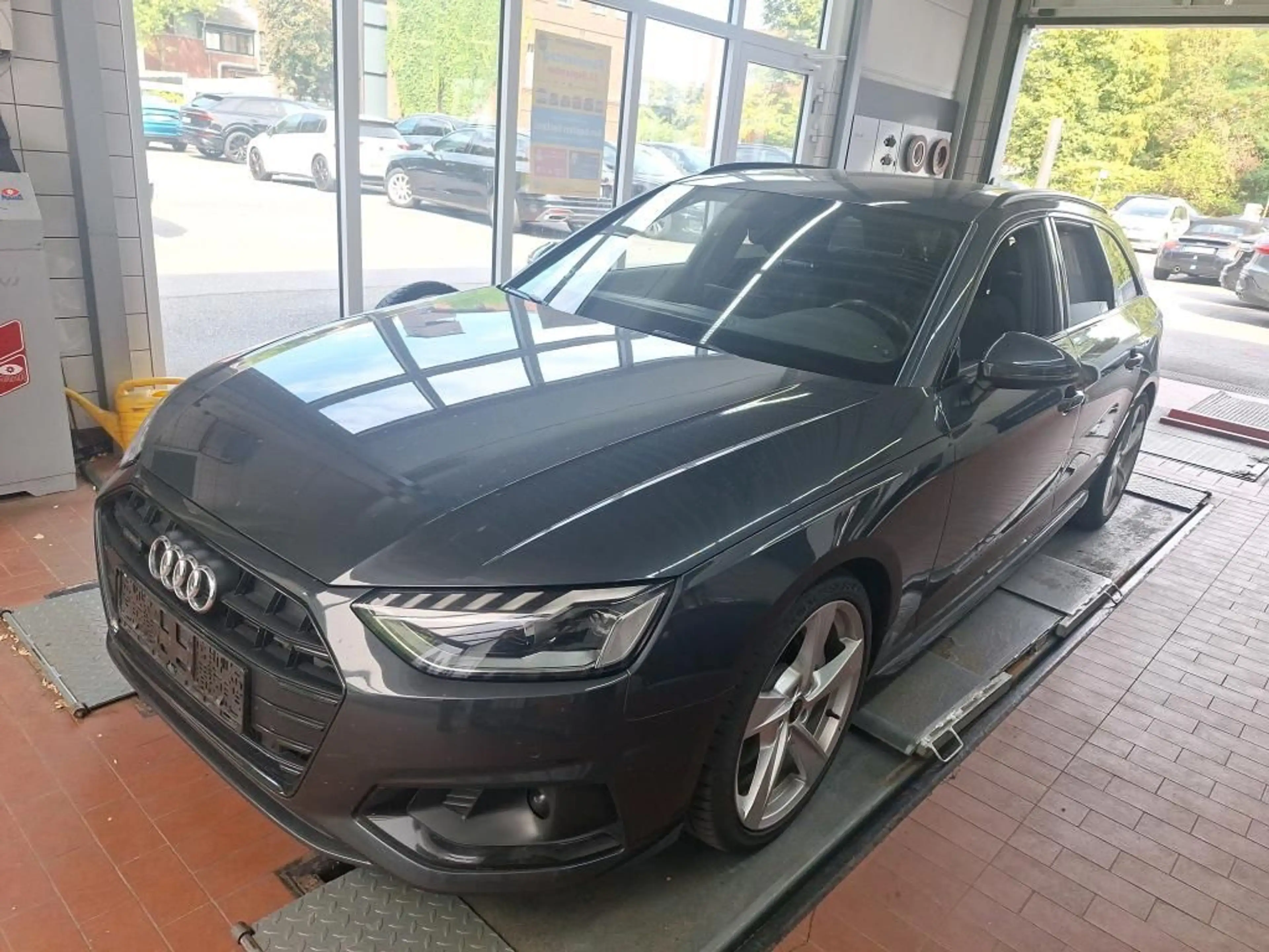 Audi A4 Avant 50 TDI quattro LED/ACC/Pano/Kam/SHZ