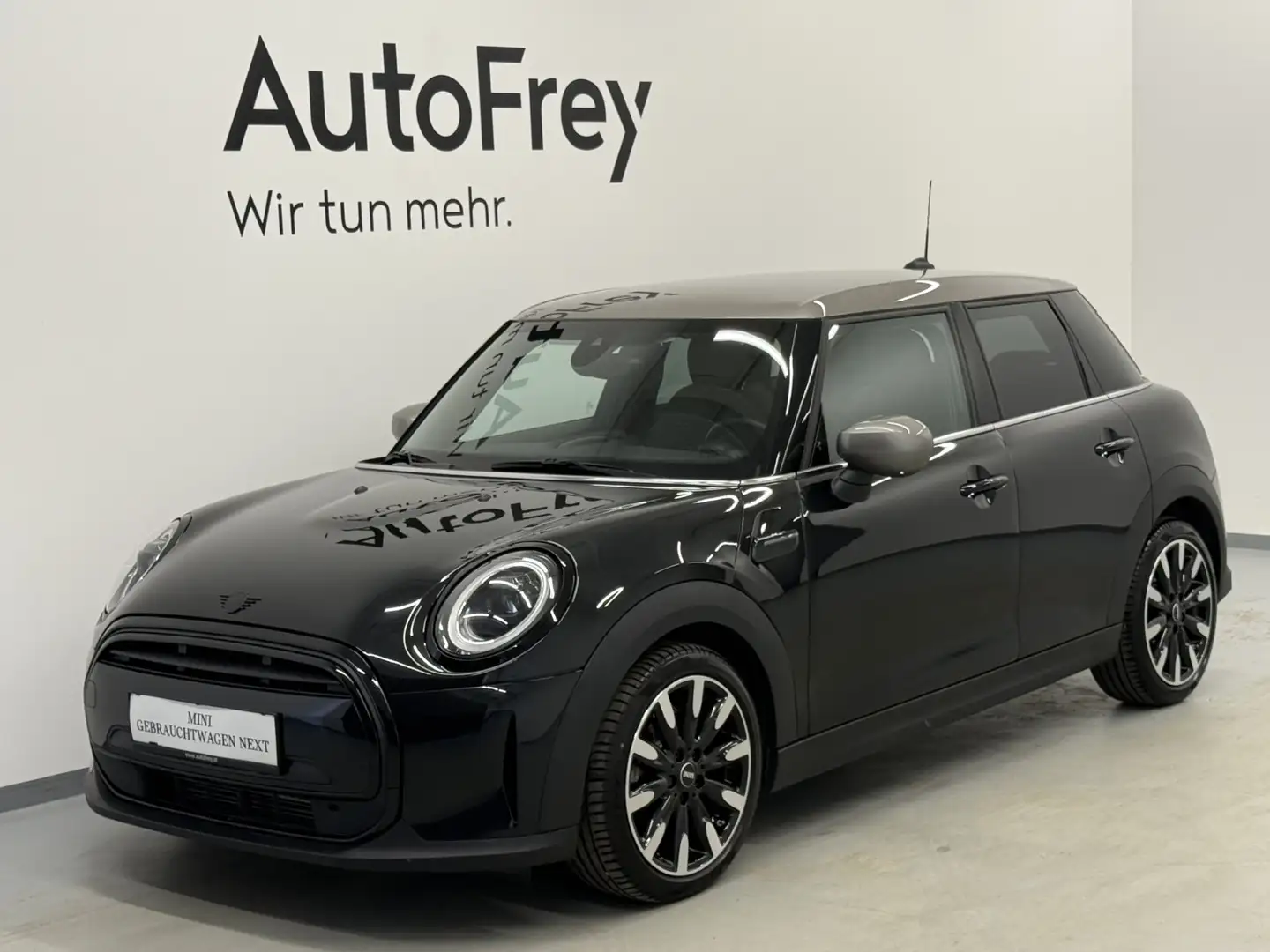 MINI Cooper Schwarz - 1