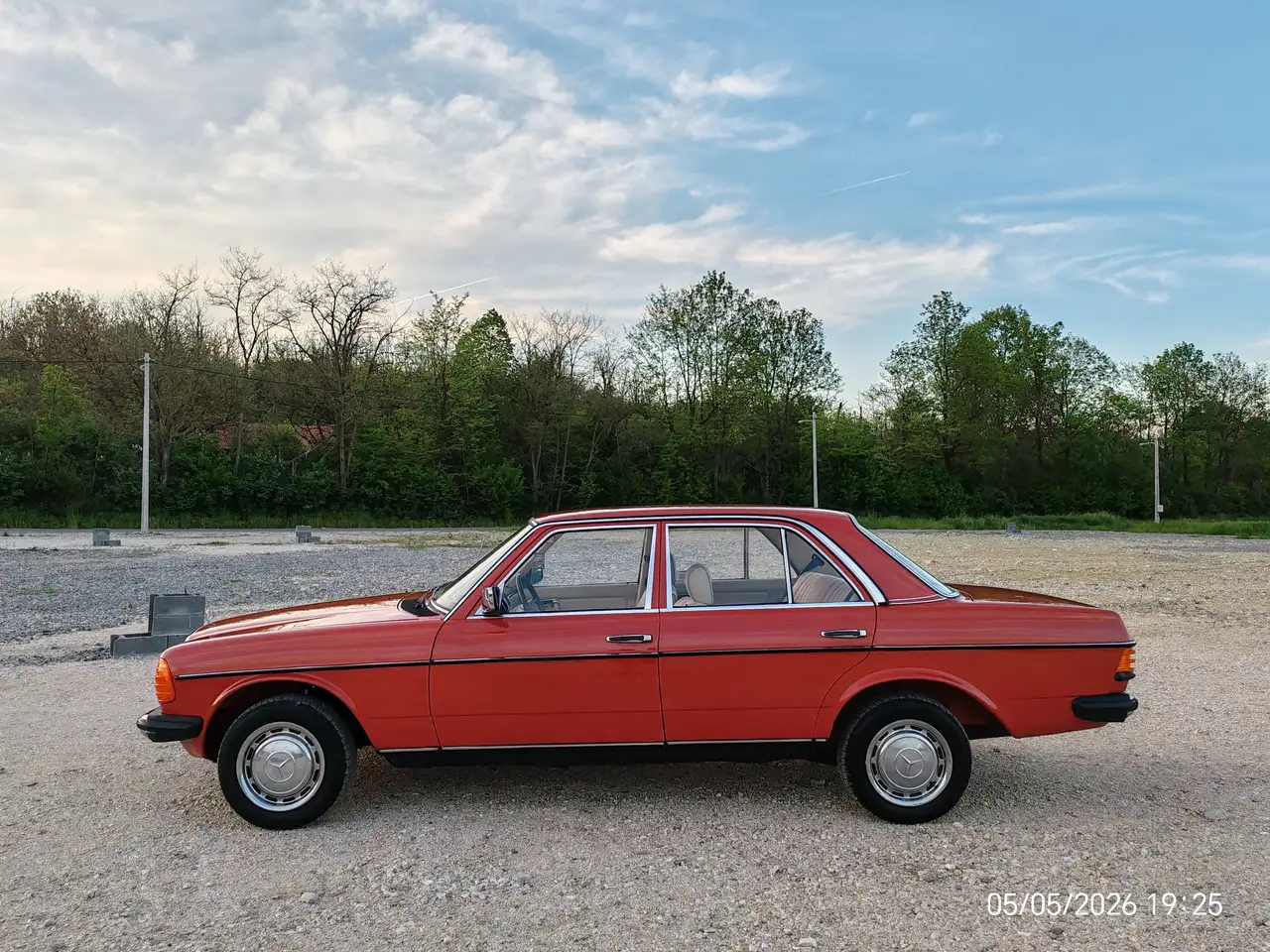 Mercedes-Benz E 200 W123 200D, foto 3