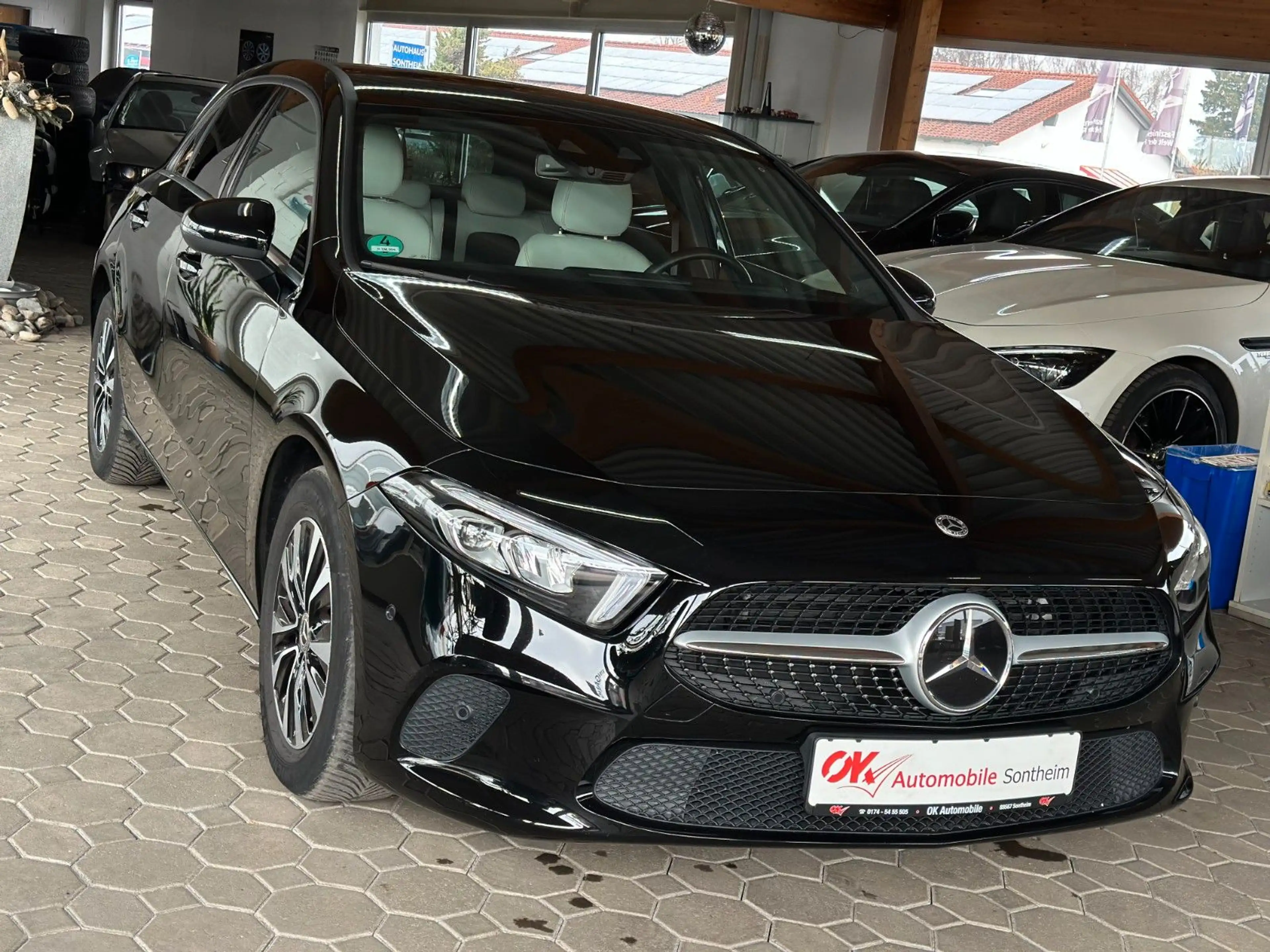 Mercedes-Benz A 200 d 8G*Kam*Spur*Navi*LED*Widescreen*Ambiente — photo 8