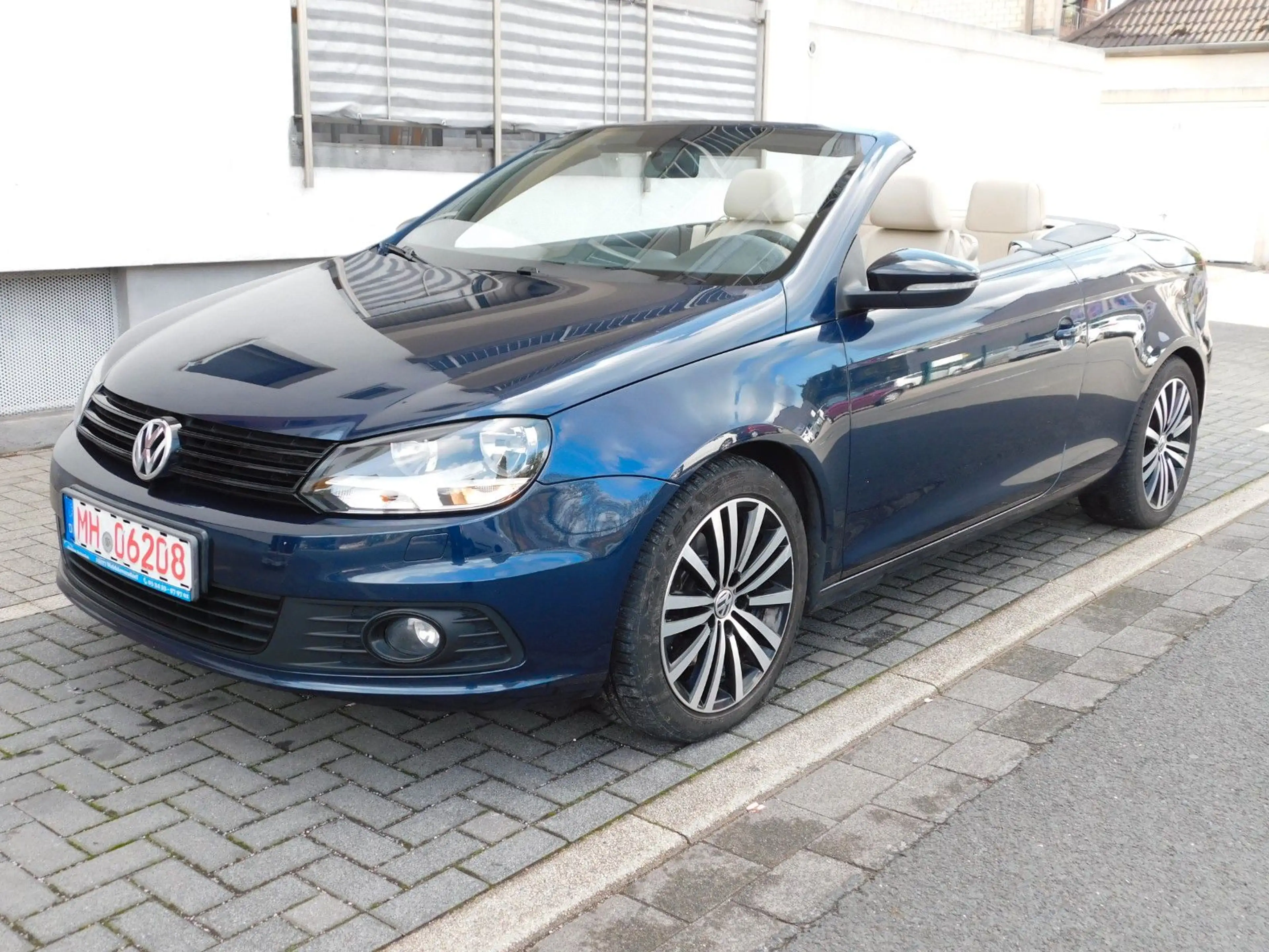 Volkswagen Eos Cabriolet 2.0 TDI DSG/Leder/PDC/Sport Paket