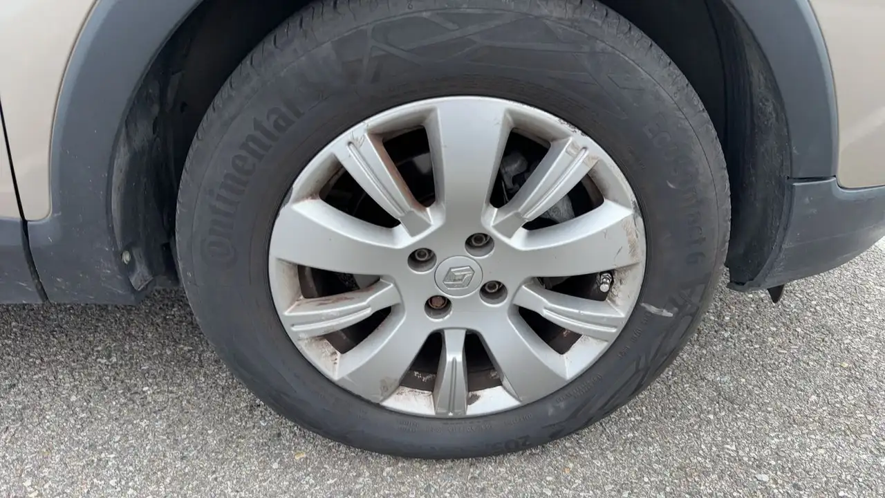 Renault Captur — photo 17