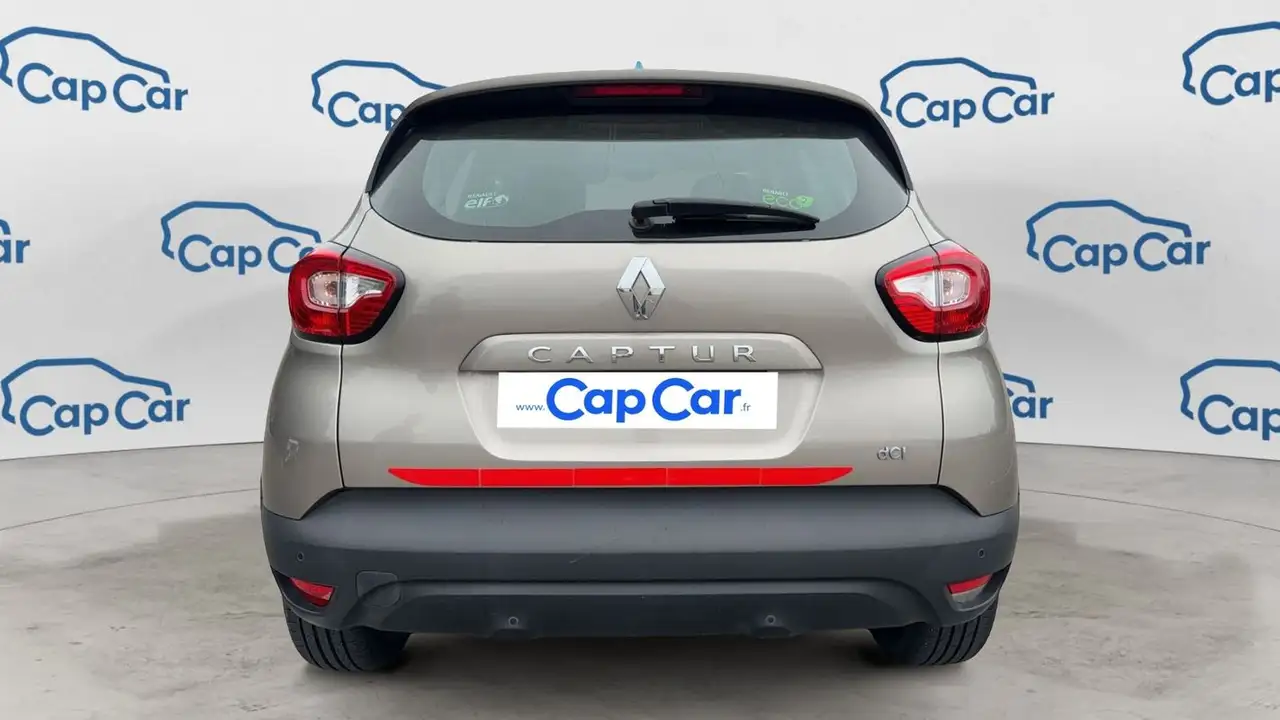 Renault Captur — photo 3