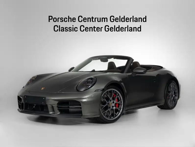 PORSCHE 911