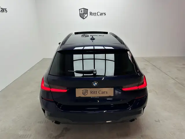 BMW 3 Series view 12