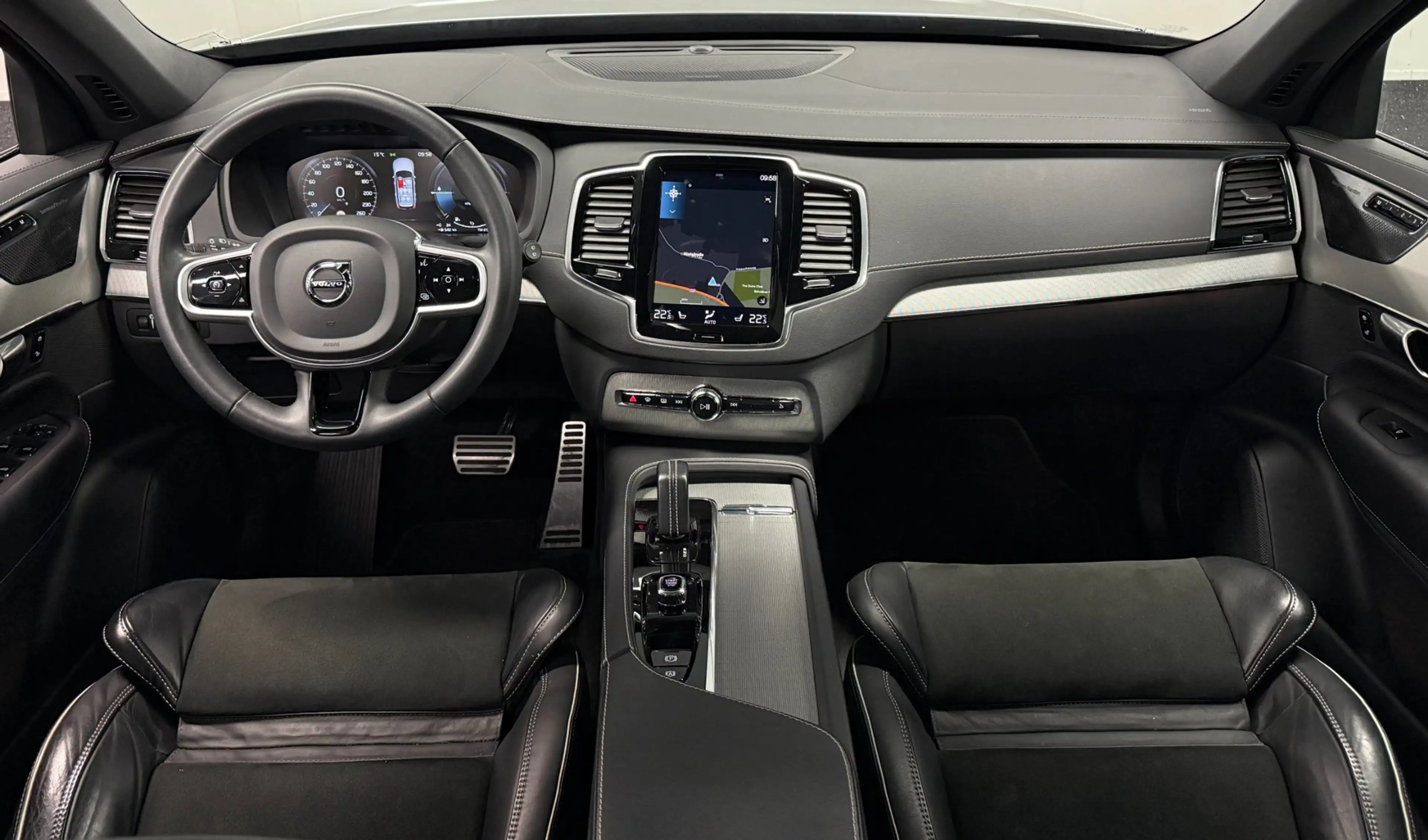 Volvo XC90 2.0 T8 Recharge AWD Plus Dark 455PK*Panodak*7Pers* — photo 3