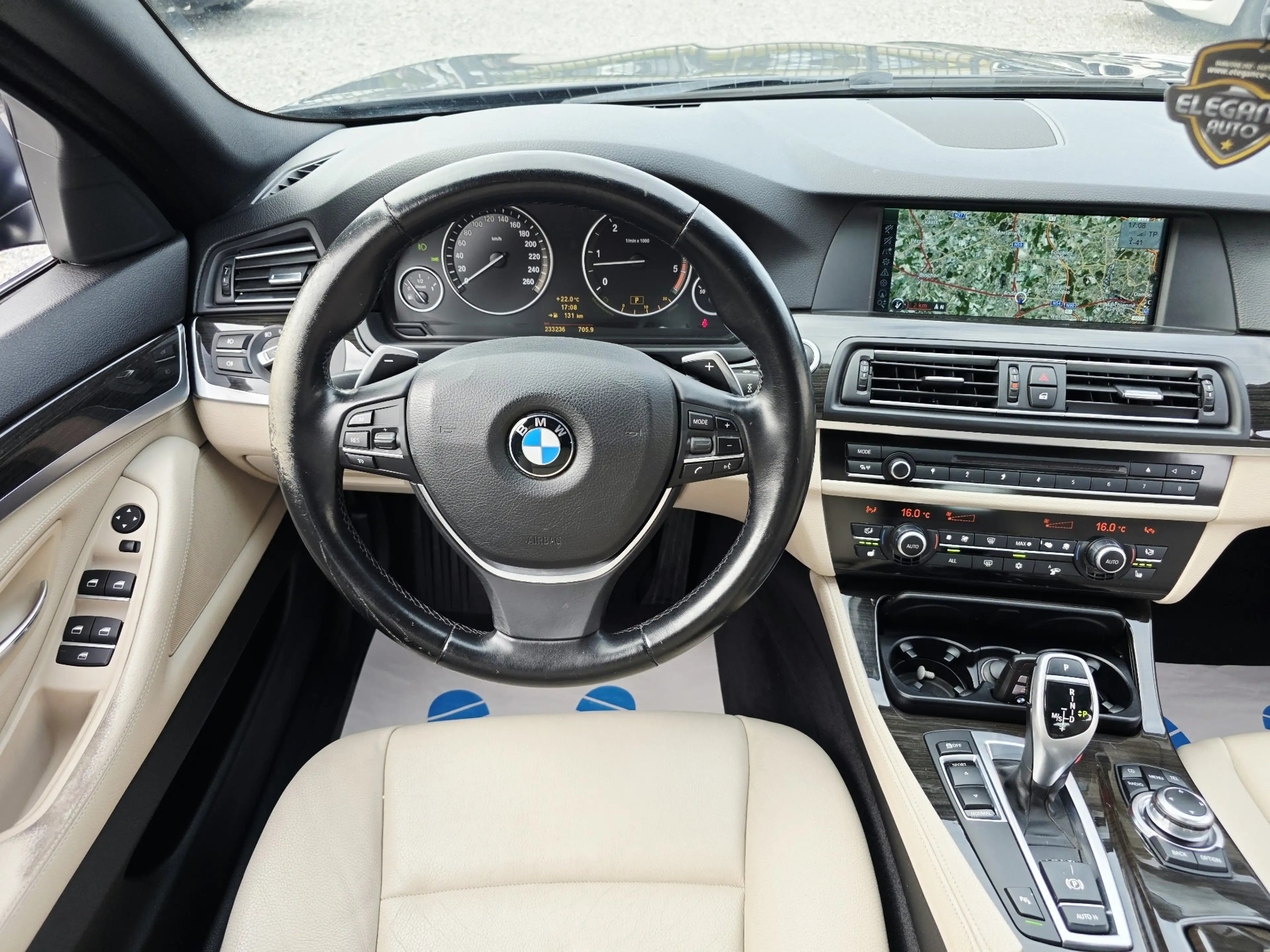 BMW 525 525dAS-Etat showroom — photo 14