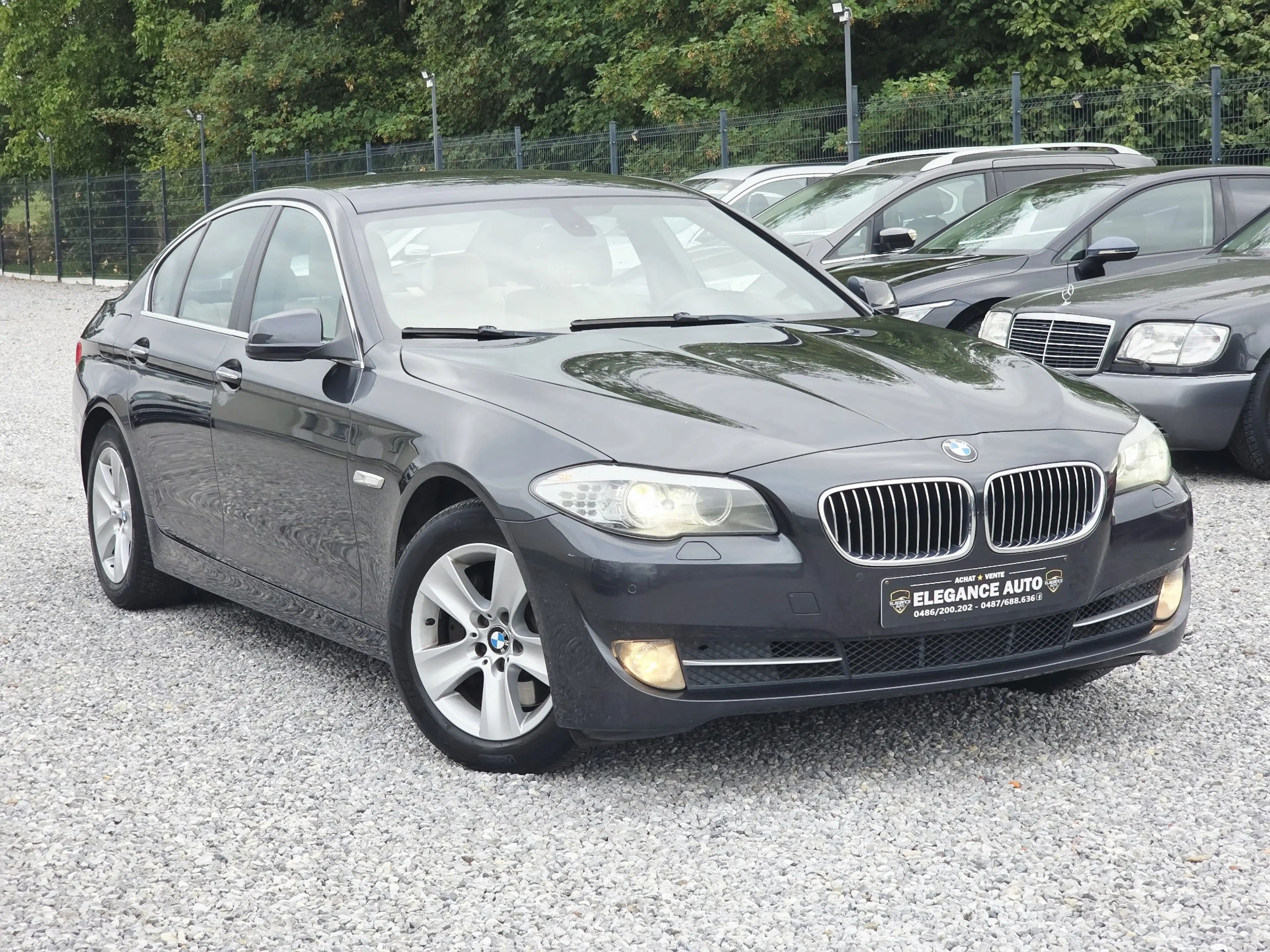 BMW 525 525dAS-Etat showroom