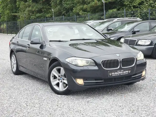 BMW 525 525dAS-Etat showroom