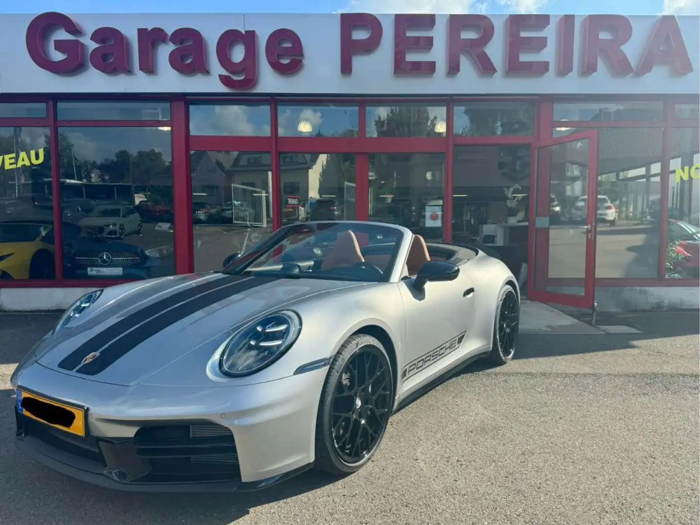 Porsche 992 FACELIFT CARRERA CABRIO PACK CHRONO BOSE CUIR NAVI Gris - 2