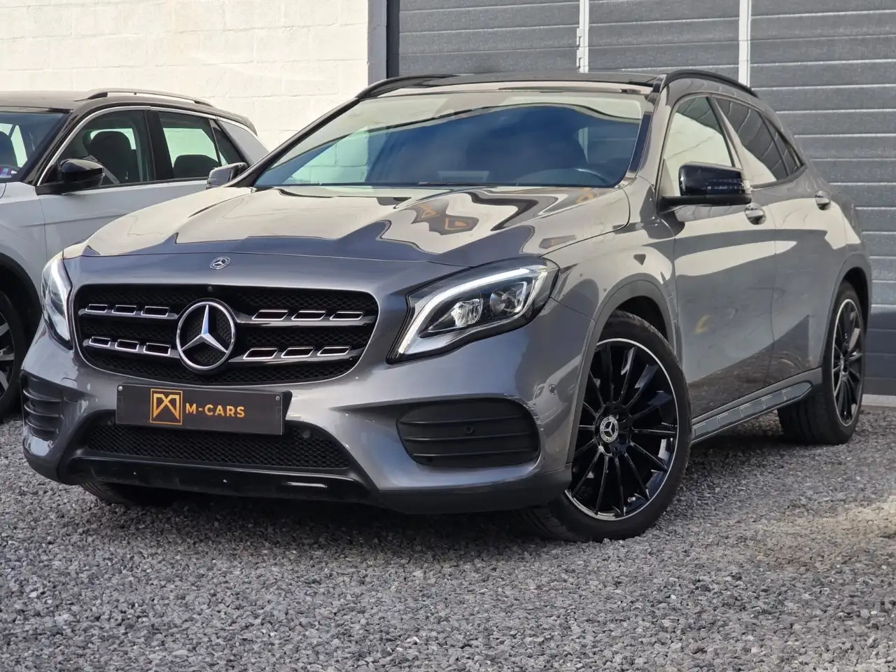 Mercedes-Benz GLA 200