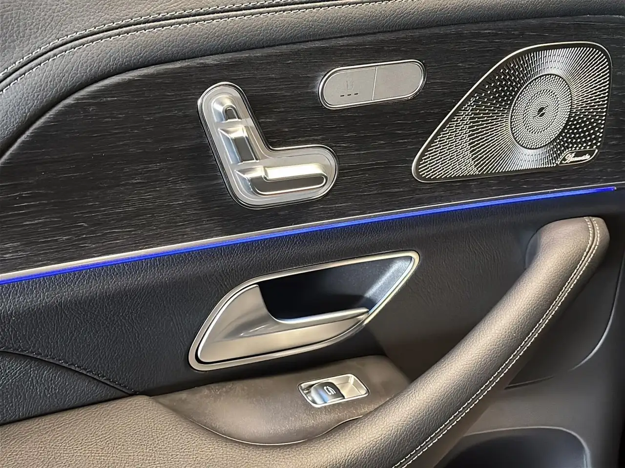 Mercedes-Benz GLE снимка Mercedes-Benz GLE