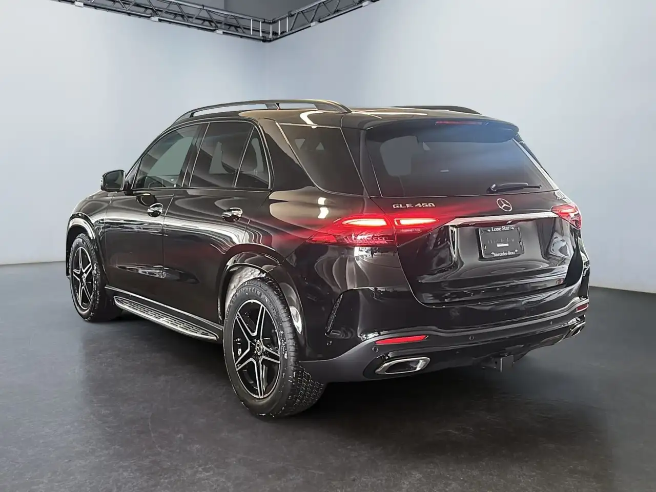 Mercedes-Benz GLE снимка Mercedes-Benz GLE