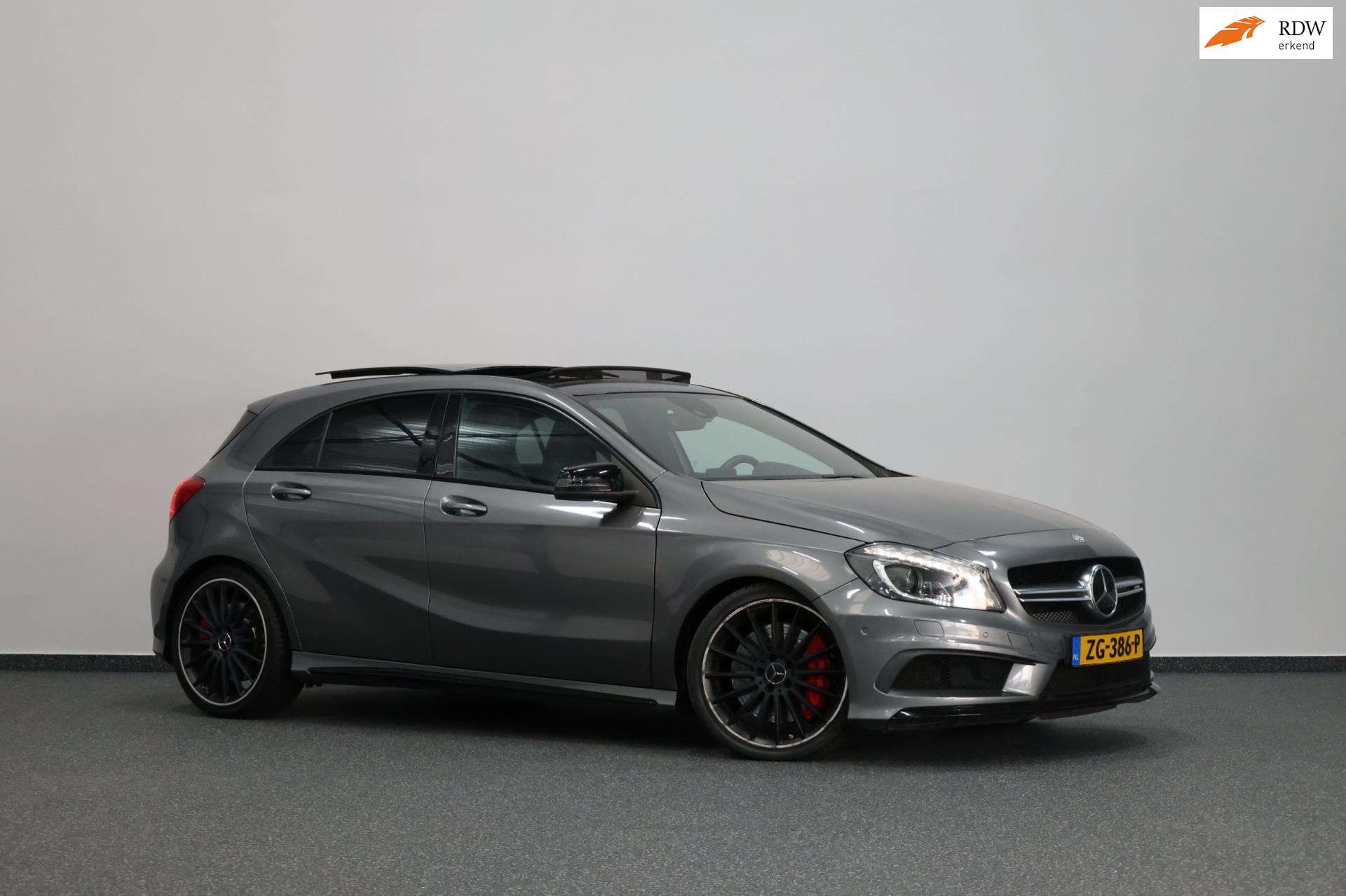 Mercedes-Benz A 45 AMG