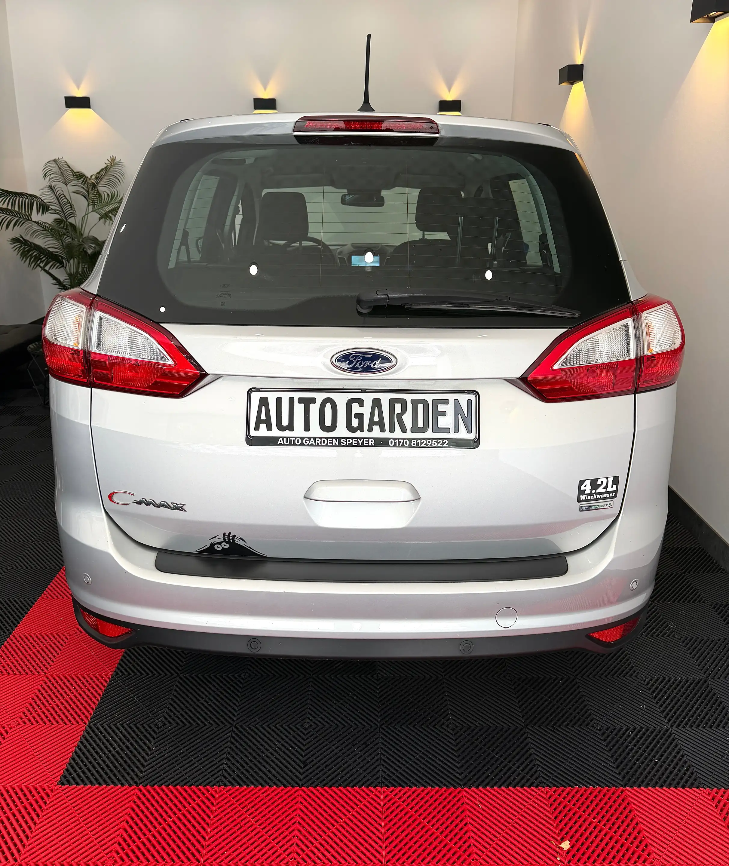 Ford Grand C-Max Titanium, 7 Sitzer — photo 4
