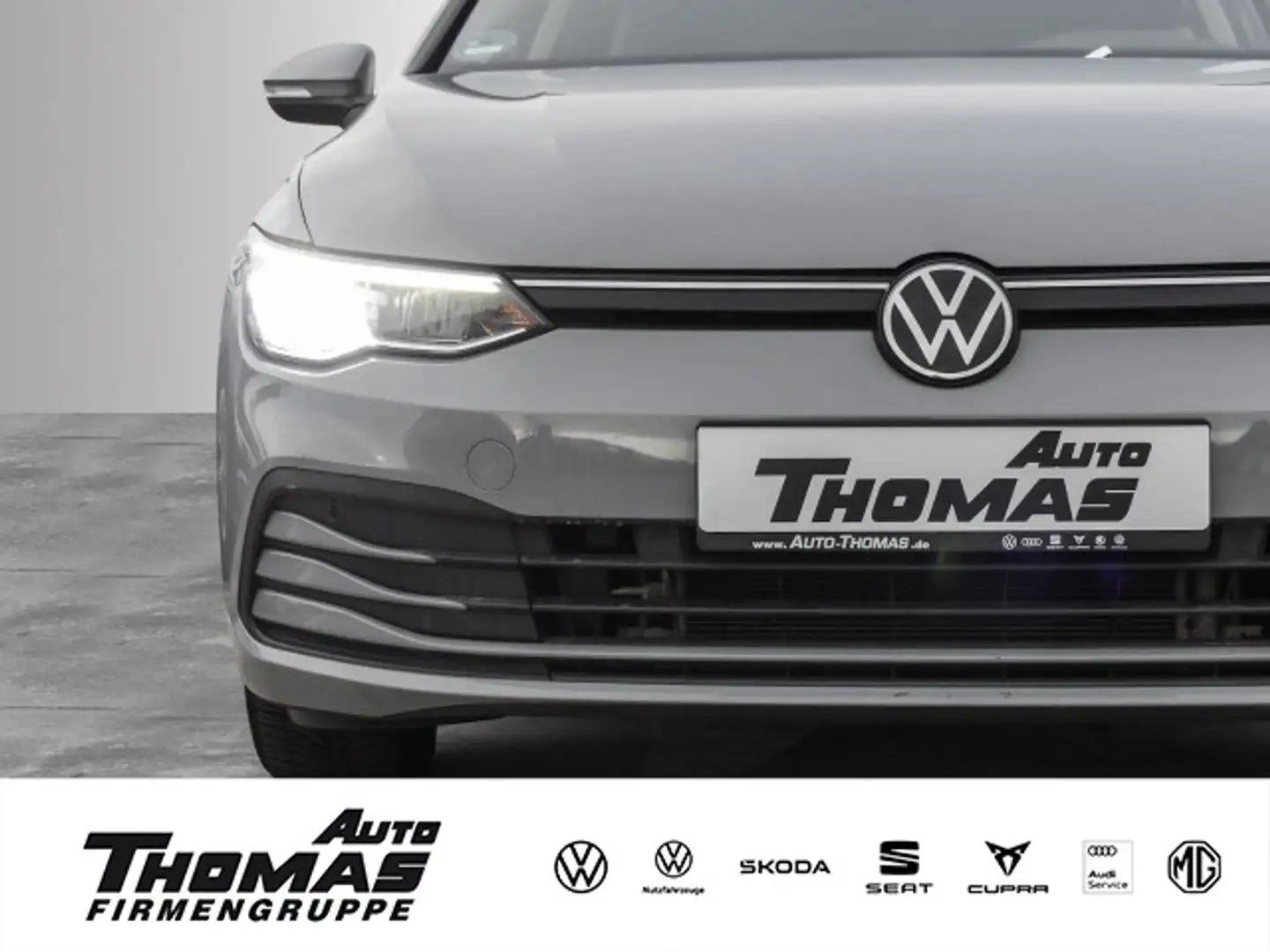 Volkswagen Golf VIII Life 1.0 eTSI DSG NAVI+LED+PDC+SHZ Grau - 1