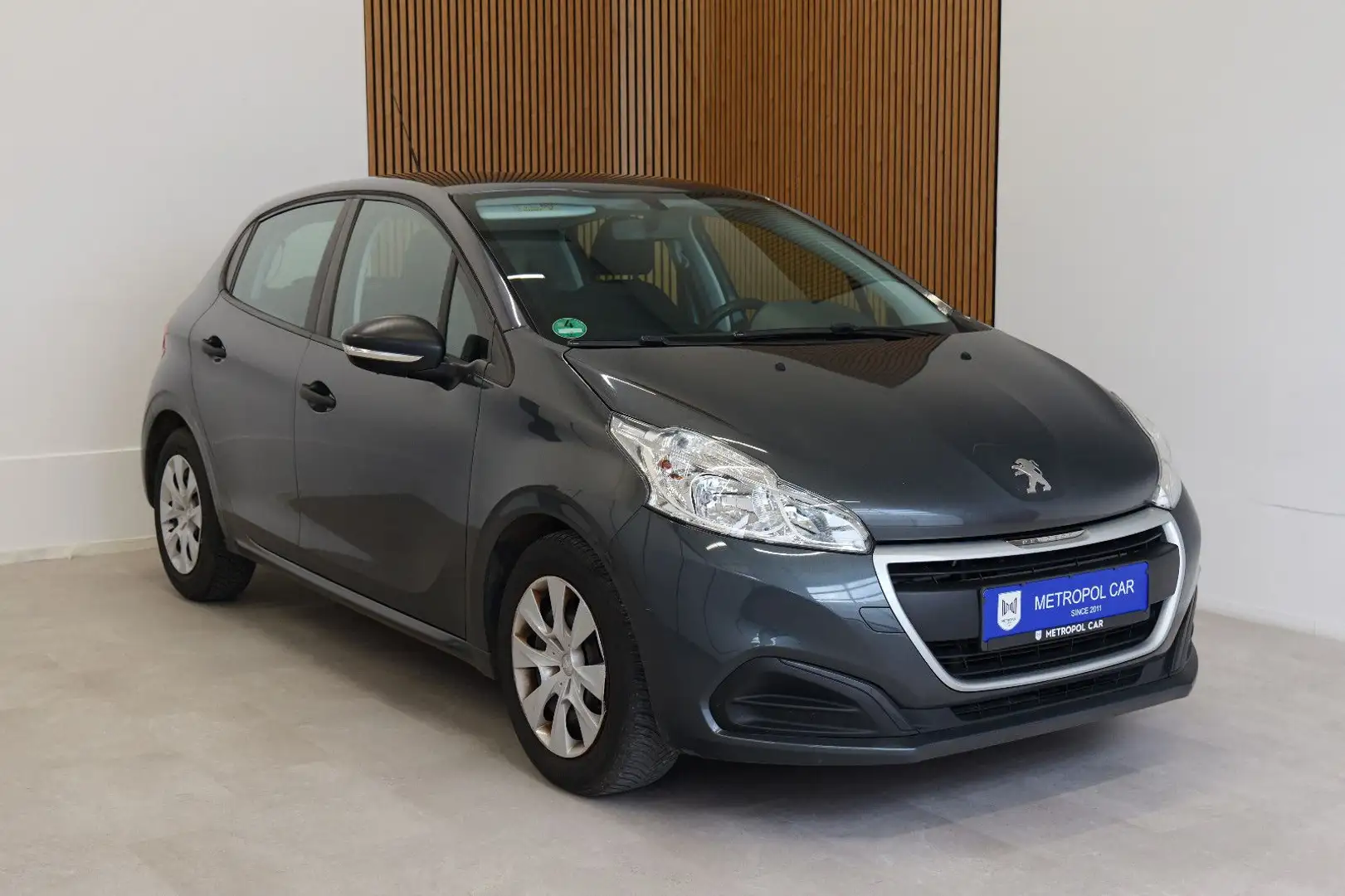Peugeot 208 1.2 PureTech Access TEMP/KLIMA/ZV+TÜV 07.27 Grau - 1