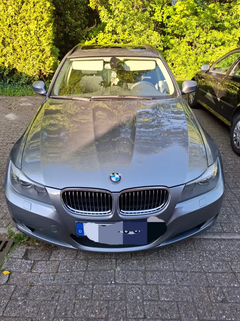 BMW 330 330d Grau - 2