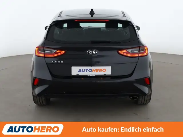 Kia Ceed view 5