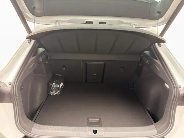 Cupra Formentor view 12