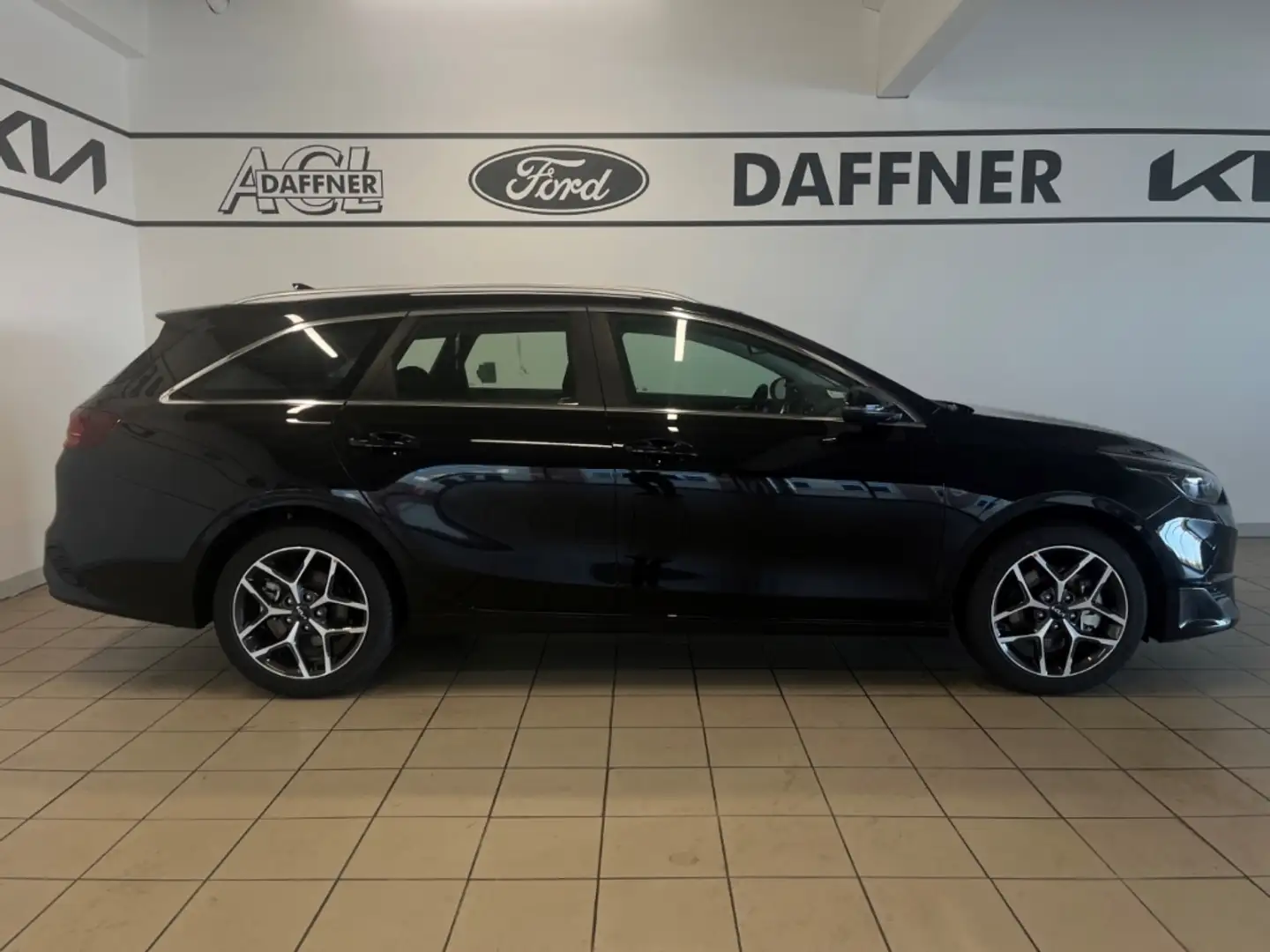 Kia Ceed SW / cee'd SW Spirit 1.5 T-GDI JBL Kamera AUTOMATIK Zwart - 2