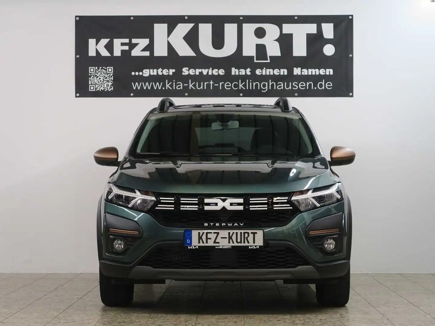 Dacia Sandero Stepway TCe 110 Extreme+ Grün - 2