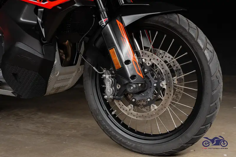 KTM 890 ADVENTURE - foto 5