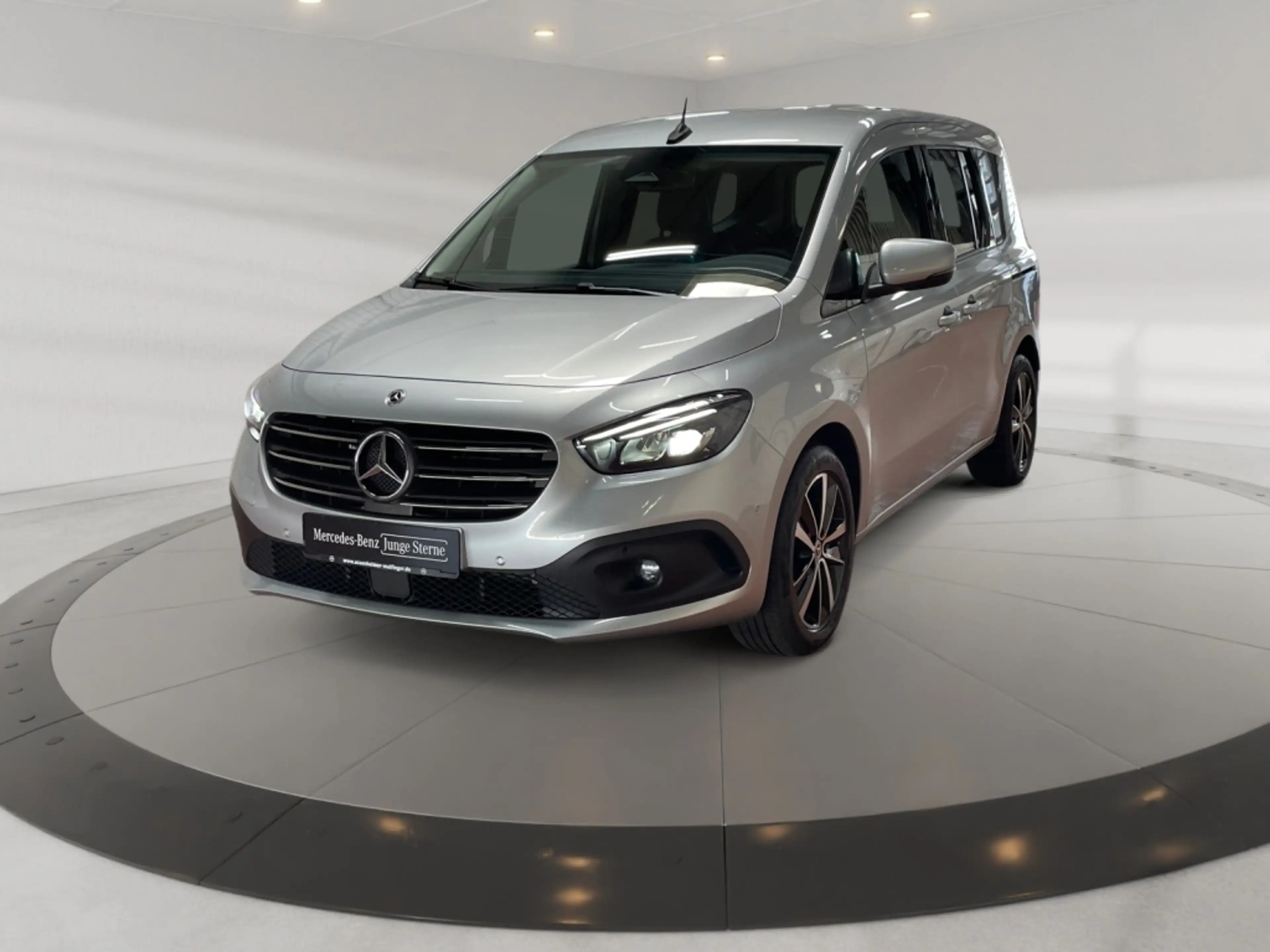 Mercedes-Benz T-Class d Progressive EDITION,Cam,LED,Navi,Totwink — photo 2