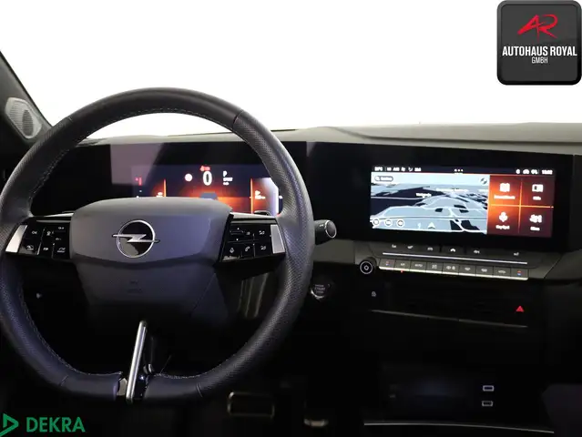 Opel Astra view 10