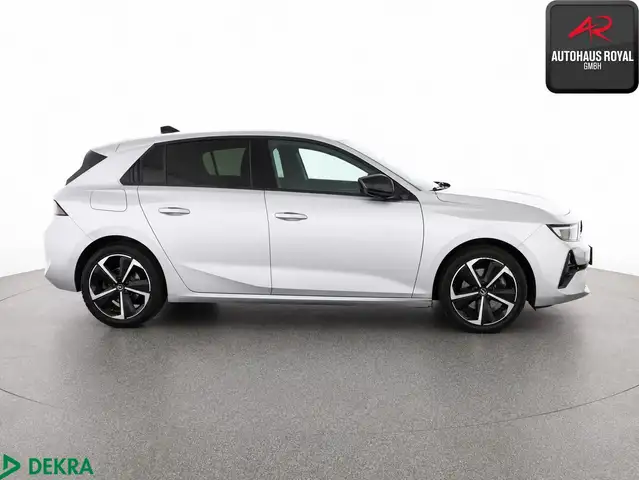 Opel Astra view 6