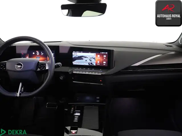 Opel Astra view 9
