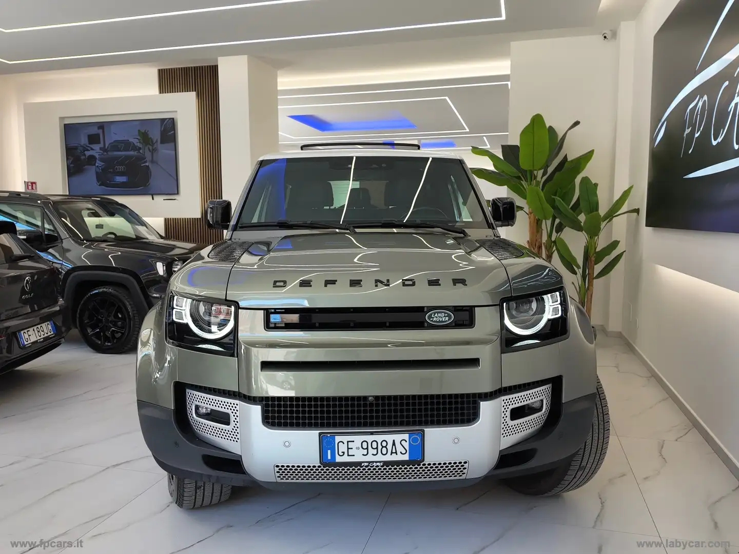Land Rover Defender 90 3.0D I6 200 CV X-Dynamic SE - 1