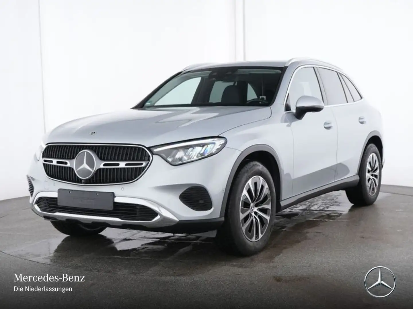 Mercedes-Benz GLC 200 4M AVANTG+AHK+LED+KAMERA+KEYLESS+9G Silber - 2