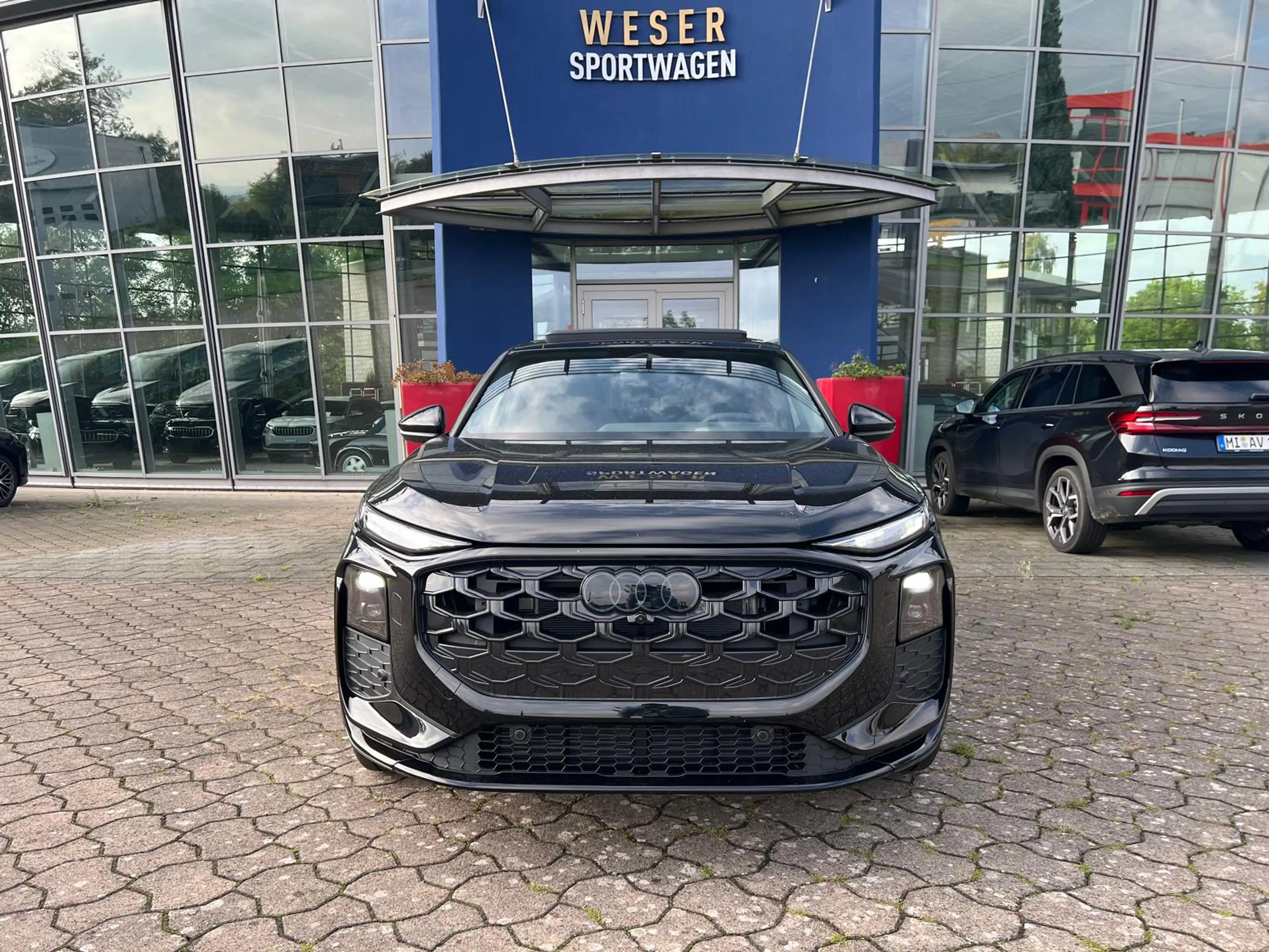 Audi Q3 Sportback SLINE **LP: 80K**/193PS/TECHPRO/20"/PANO — photo 3