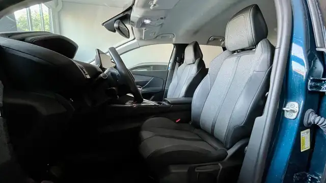 Peugeot 3008 view 10