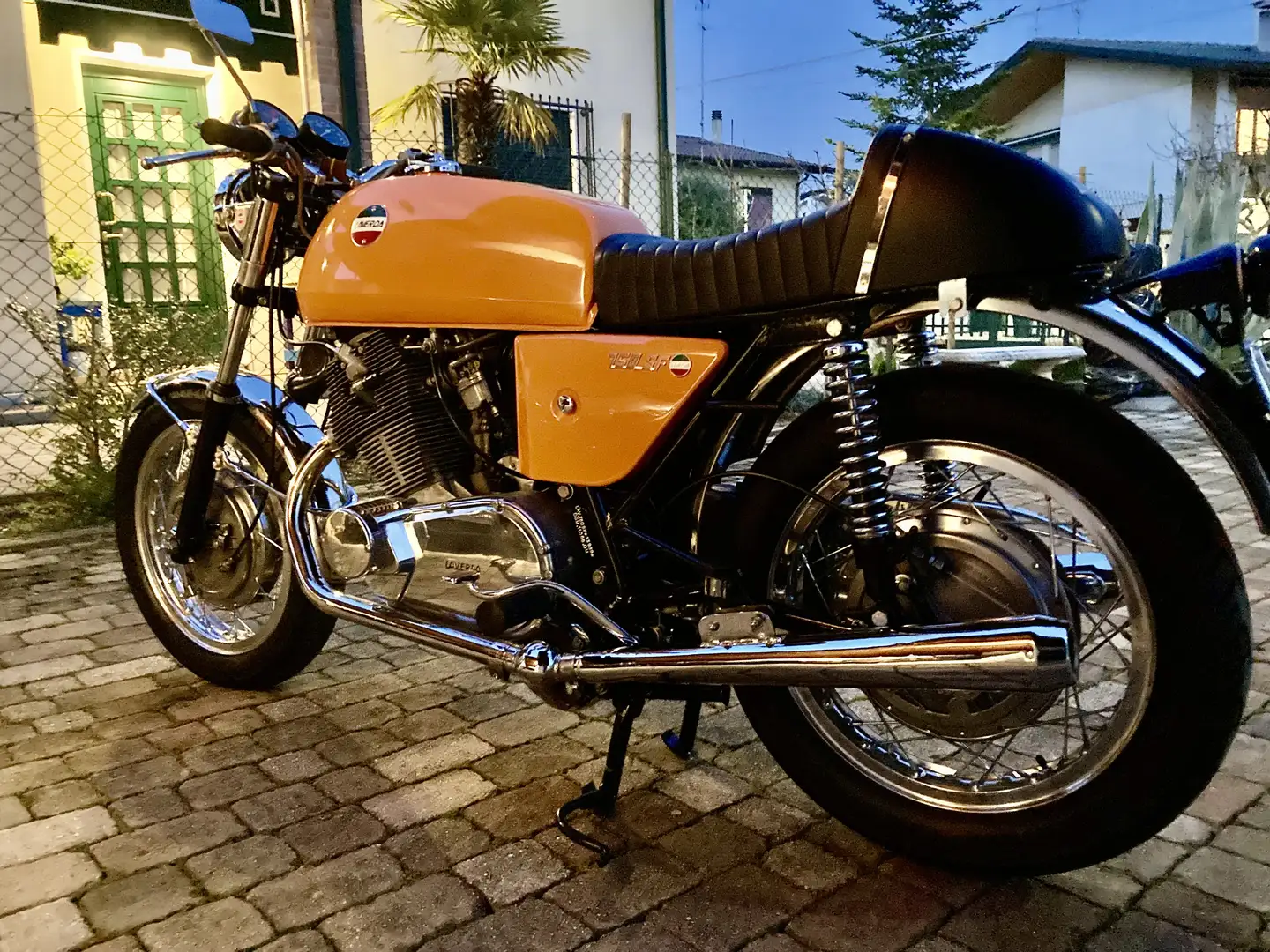 Laverda 750 SF 1 - 2