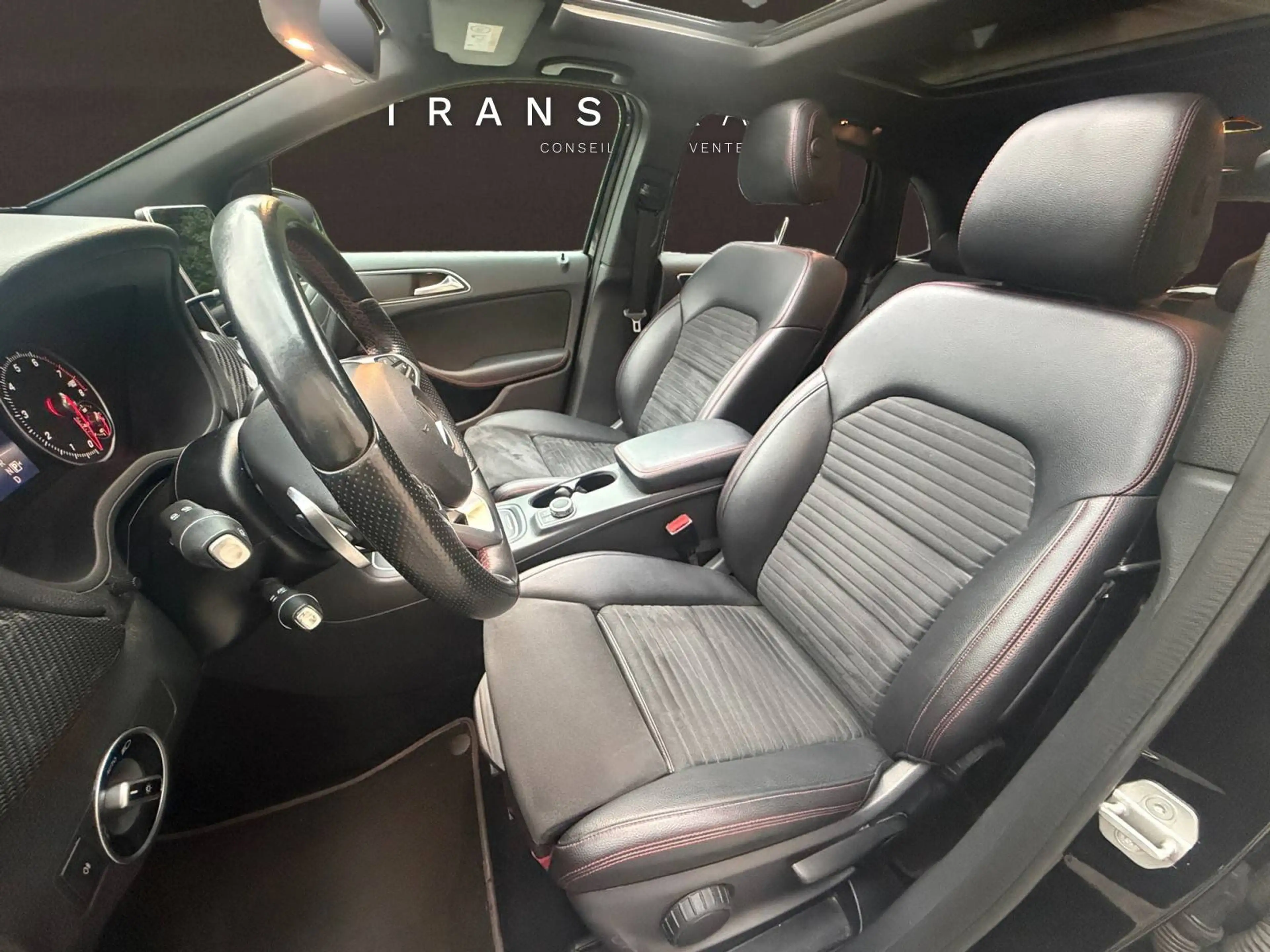 Mercedes-Benz B 180 Amg Line / Toit panoramique / Carnet complet Mercedes / Premier propriétaire / Véhicule belge — photo 10