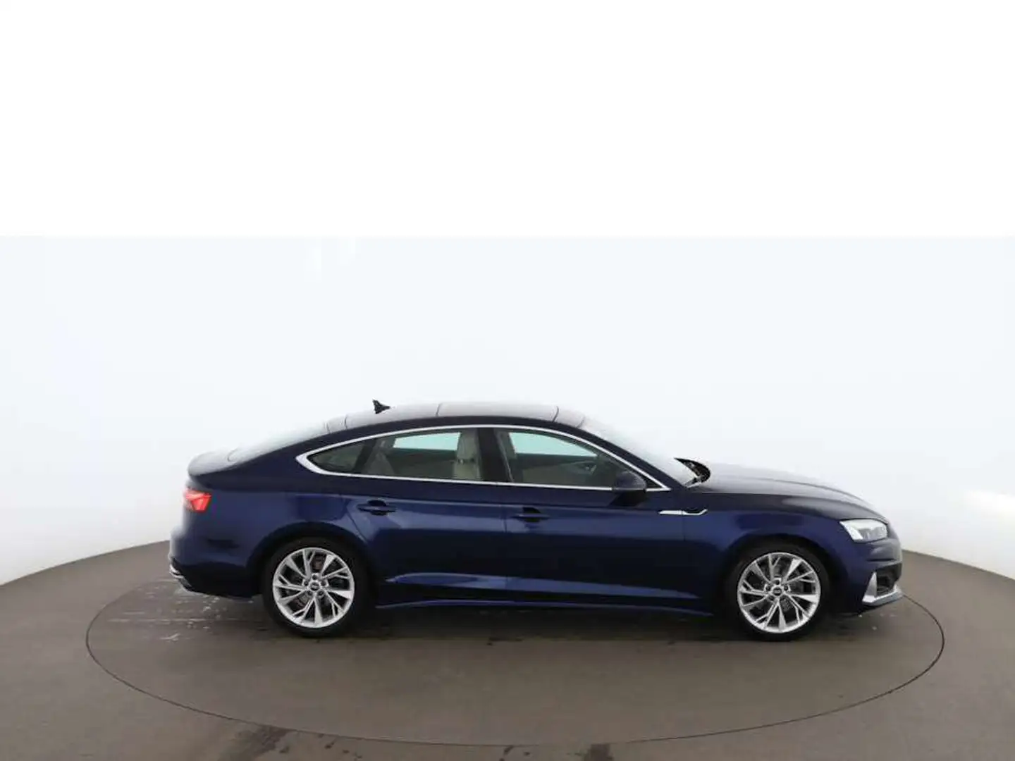Audi A5 SB 30 TDI Aut LED SKY AHK NAVI SITZHZG PDC Blau - 2
