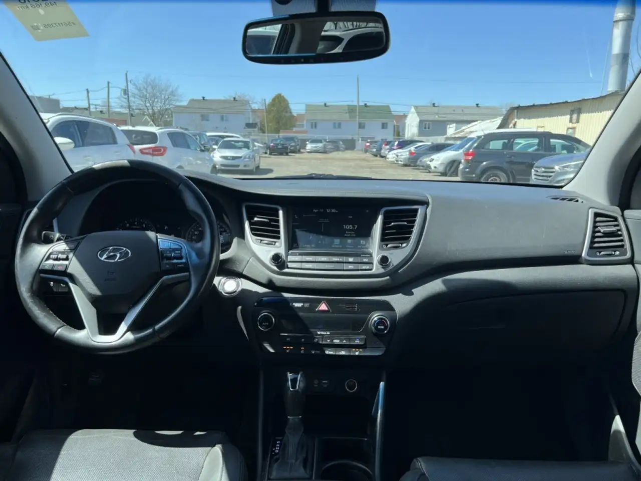 Hyundai TUCSON снимка Hyundai TUCSON