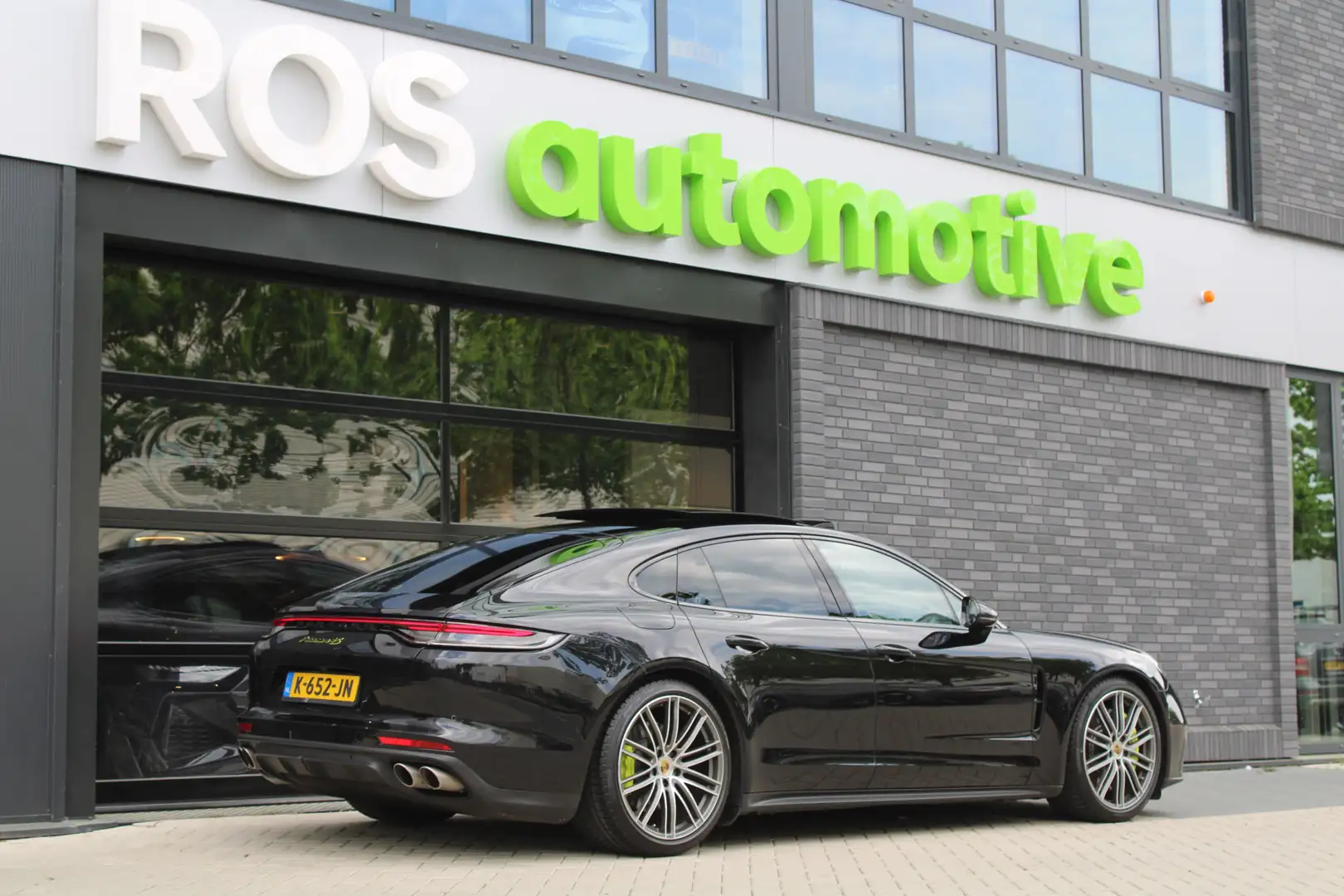 Porsche Panamera 2.9 4S E-Hybrid | PANO | 4WSTURING | SOFT-CLOSE | Fekete - 2