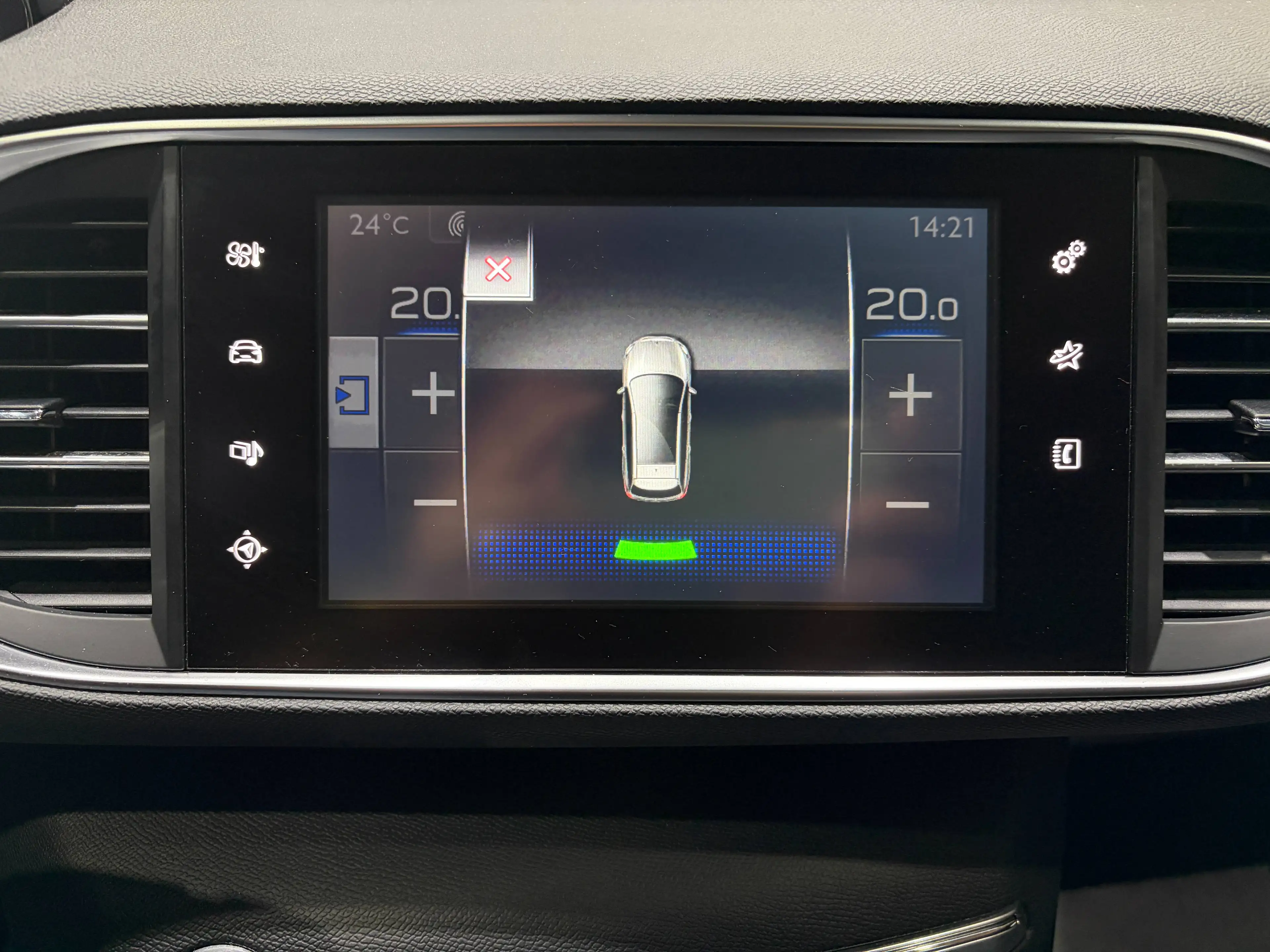 Peugeot 308 1.2i *CRUISE CONTROL*AIRCO*GPS*1ER PROPRIO*GARANTIE* — photo 11