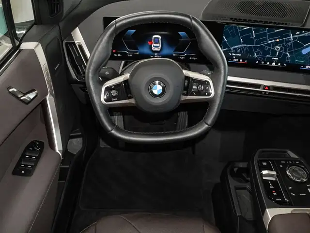 BMW Ix view 11