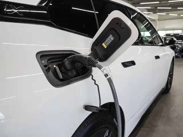 BMW Ix view 20