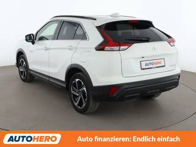 Mitsubishi Eclipse Cross view 4