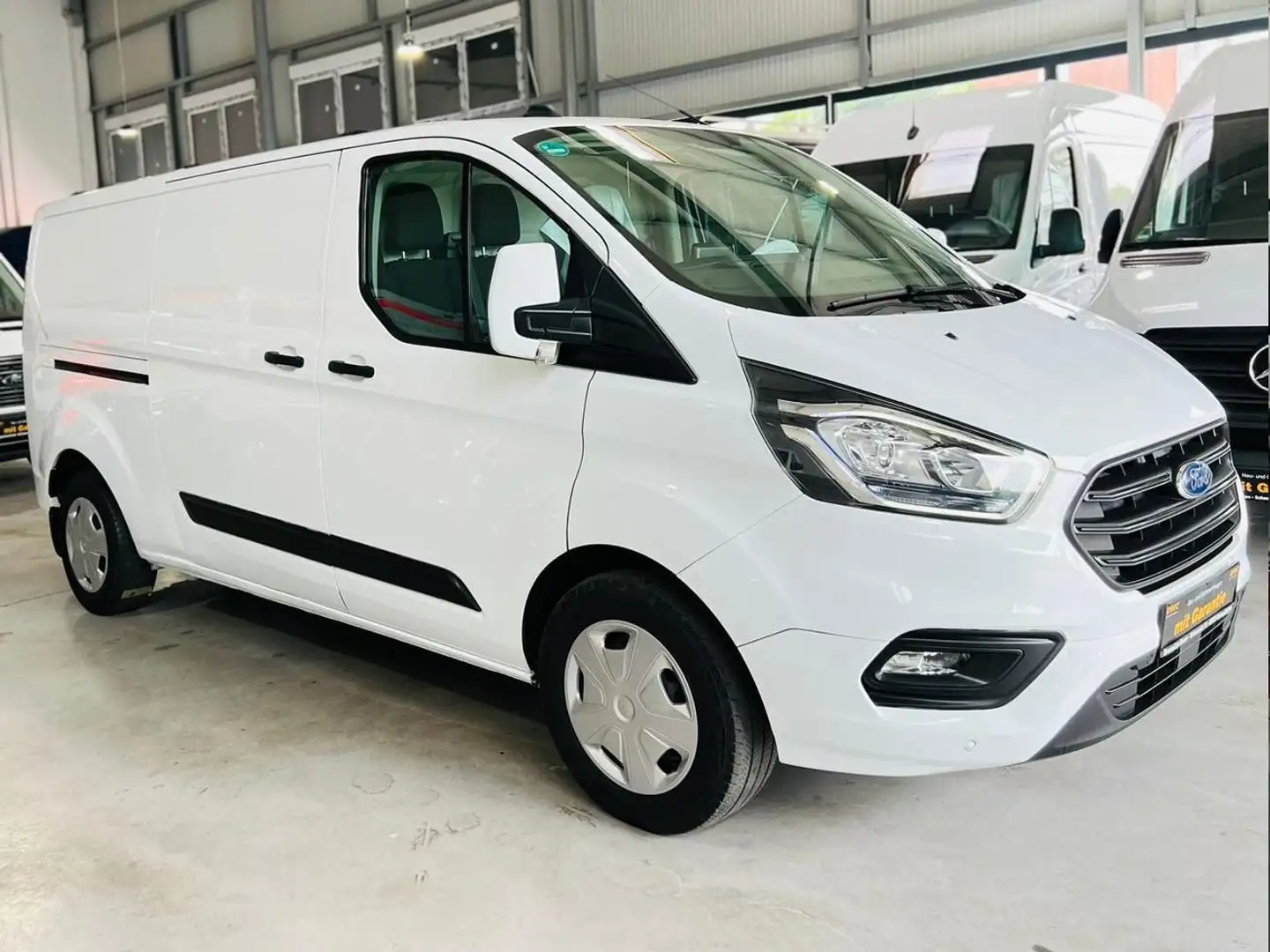 Ford Transit Custom 300 LANG*AUTOMATIK*KLIMA*RCAM*AHK Weiß - 1