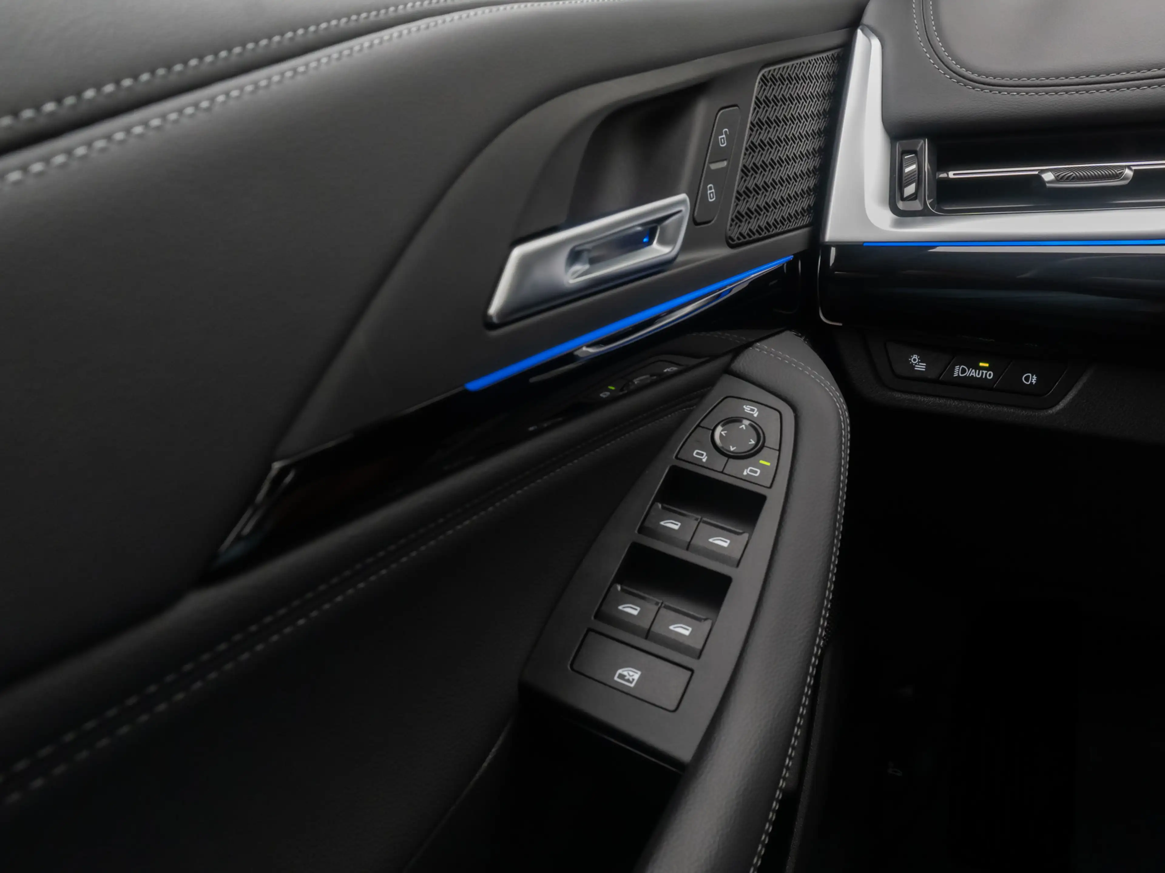 BMW 220 Sport HUD 360° AHK DAB Leder — photo 33