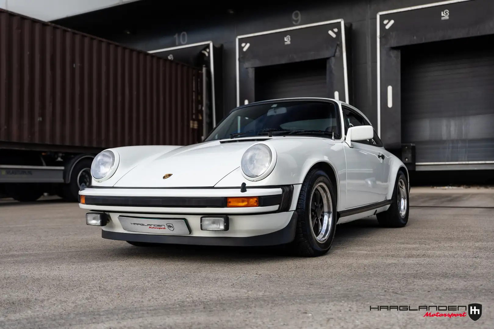 Porsche 911 3.0 Carrera Coupé Blanco - 1