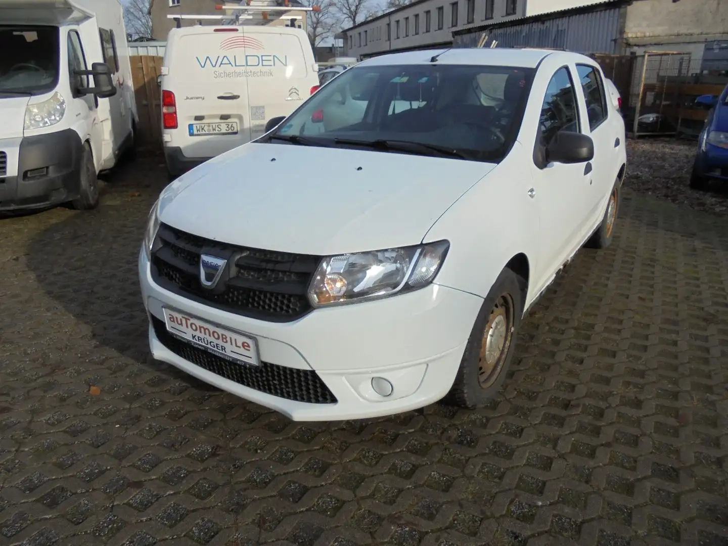 Dacia Sandero II Essentiel Blanc - 1