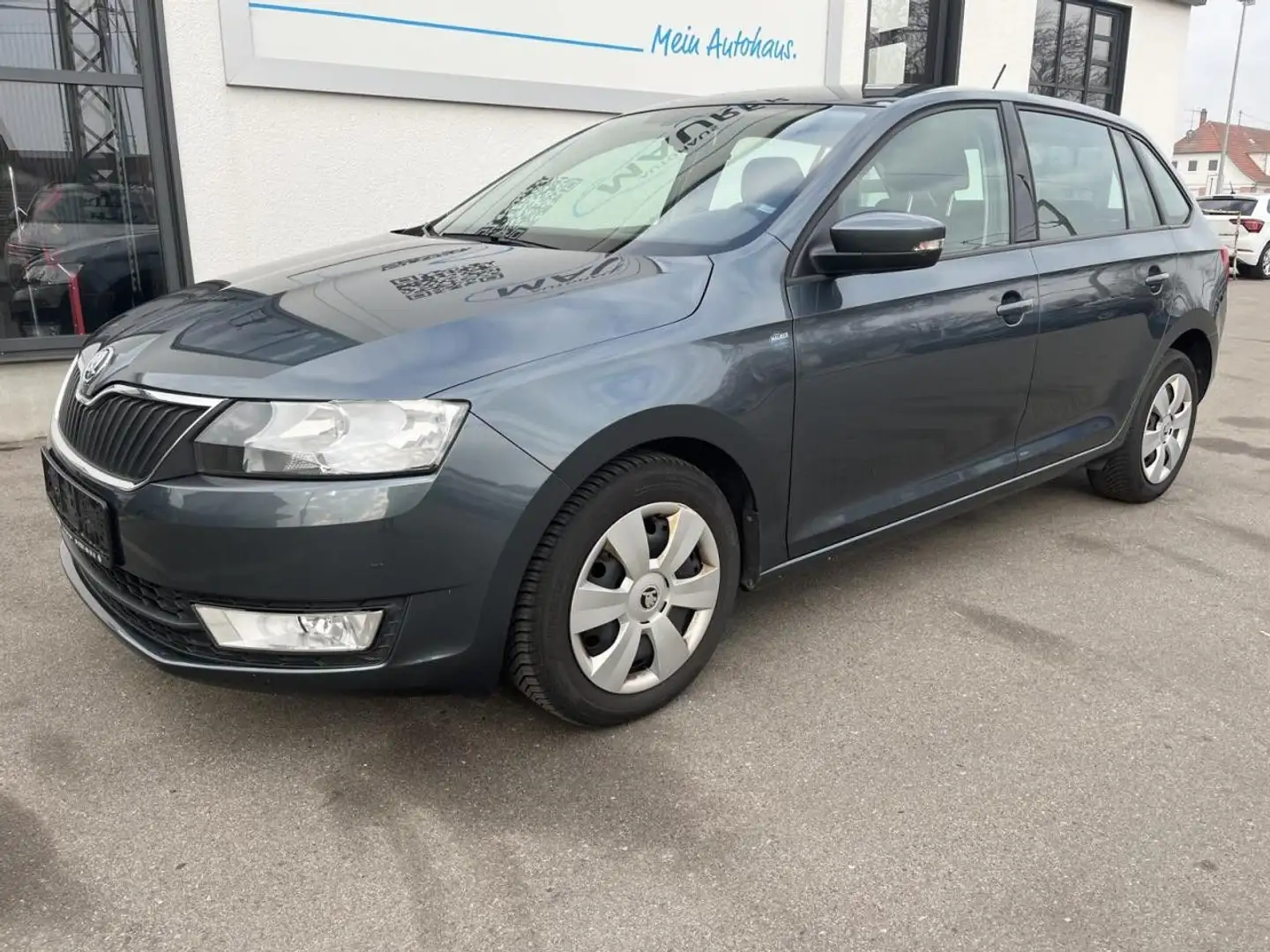 Skoda Rapid/Spaceback Rapid Spaceback 1,4 TDI Ambition Sitzheizung PDC Šedá - 2