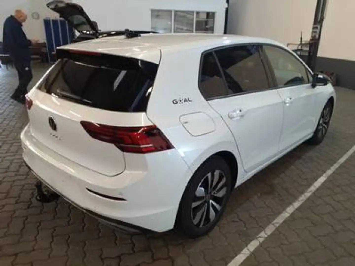 Volkswagen Golf Goal 2,0 TDI DSG LED NAVI RFK ACC SHZ AHK Weiß - 2